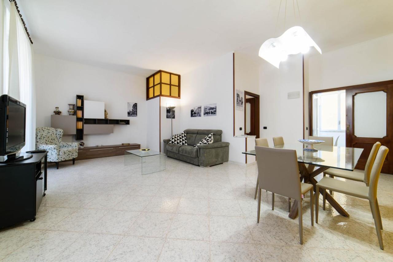 Casa Vacanze “In Centro” Salerno Eksteriør bilde